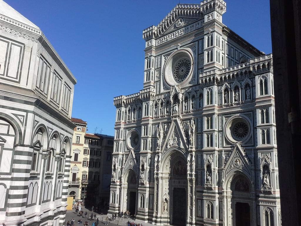Apartments Cathedral View Флоренция Экстерьер фото